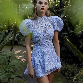

2020 Summer Elegant Bubble Short-Sleeved Crocheted Flowers Pierced Waist Hugging Lace Dress Women