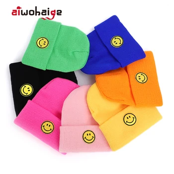 

2019 New Fashion Winter Smiley Embroidery Knit Beanie Hat Women Men Casual Hat Cotton Trend Soft Cap Boys Girls Unisex Bonnet