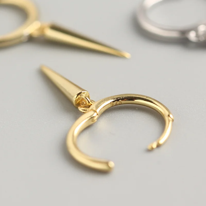 Серьги-Клипсы из стерлингового серебра для женщин, S925 длинные клипсы для ушей, с заклепками, конические женские серьги, хорошее ювелирное изделие, подарок на день Святого Валентина