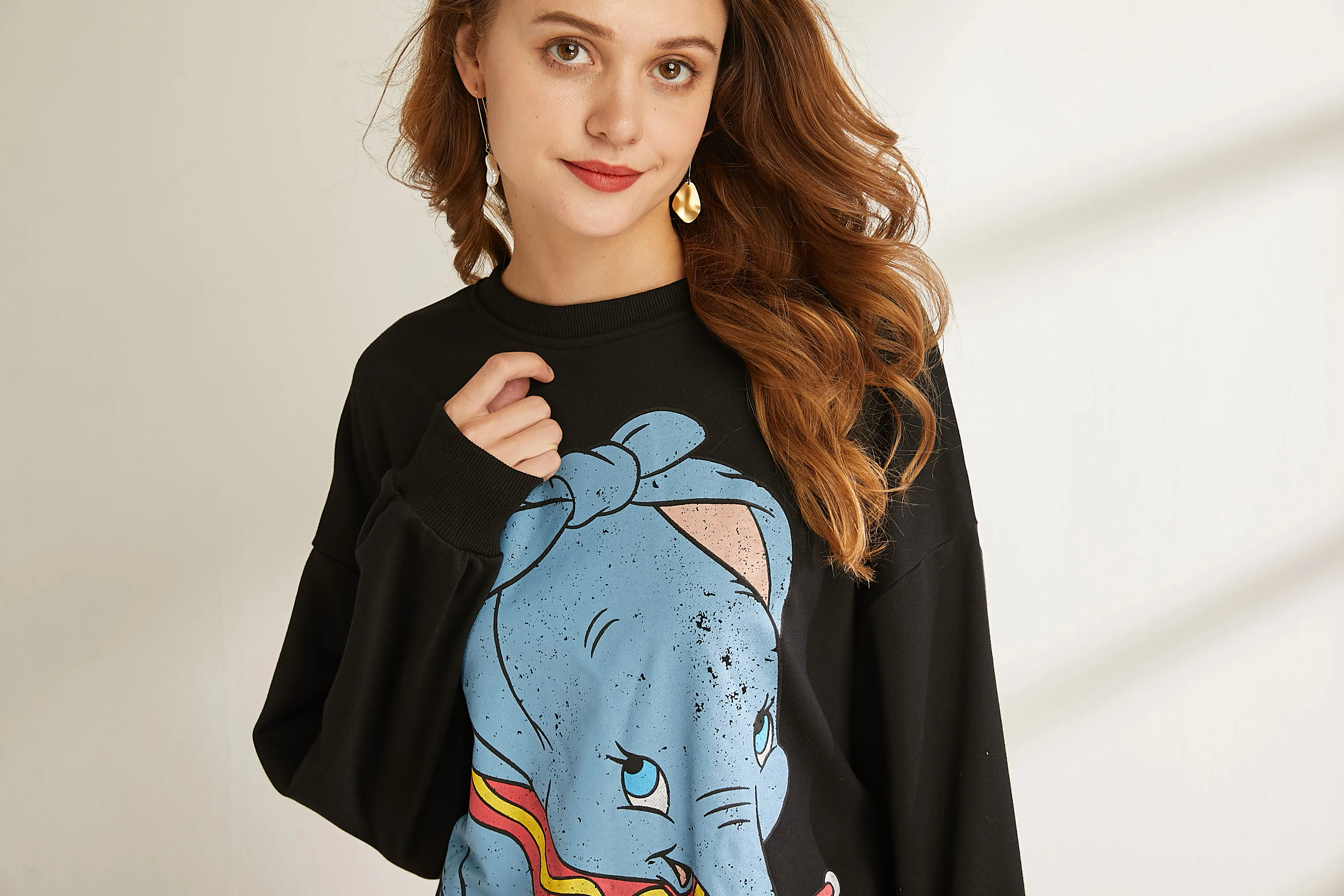 Dumbo Sweatshirt women clothing carton Elephant print autumn streetwear fashion o neck long sleeve oversize Black pullover