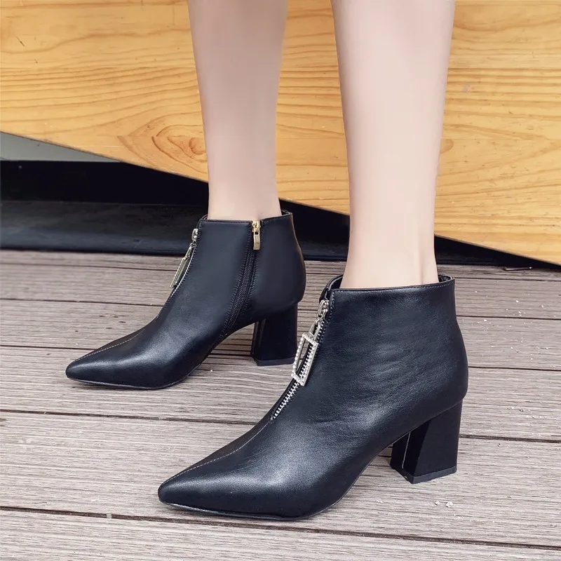 

Casual Women's Shoes 2019 Autumn & Winter Pointed Toe Female Basic Boots Front zipper Women's Boots