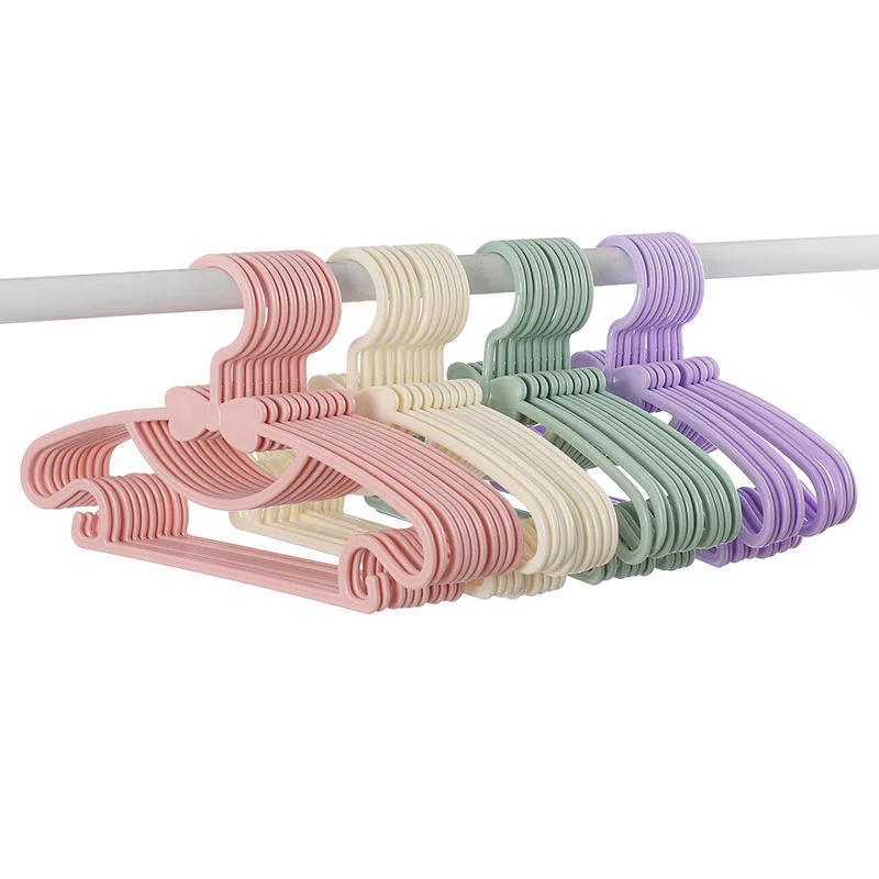 10pcs 어린이 옷 걸이 랙 휴대용 플라스틱 디스플레이 옷걸이 Windproof 어린이 코트 옷걸이  의류 주최자