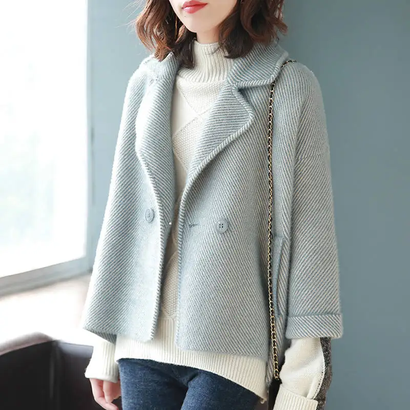 

Women Woolen Jacket Korean Version New Female Striped Loose Wool Coat 2019 Winter Turn-down Collar Plus Size Outerwear TQ0015J