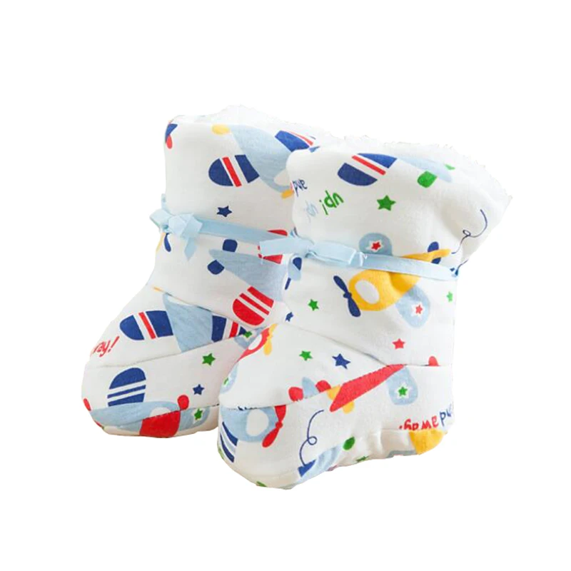 

0-6 month old Infant shoes new born baby thicken fleece inside toddler shoes baby First Shoes winter cotton warm shoes lacing