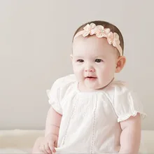 Южная Корея детский Головные уборы повязка на голову с милыми цветами, эластичность; Одежда для маленьких девочек; Детская повязка для волос резинки для волос новорожденных волос аксессуары