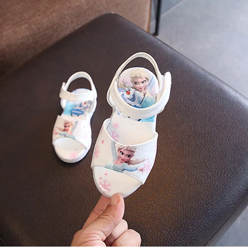 Sandalias con luces LED de dibujos animados para bebé, zapatos de fondo blando antideslizante, transpirables, para playa, Princesa, verano, F0055