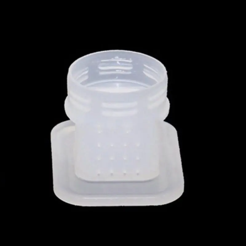 

5 pcs 1 pack Pinhole feeder bee feeder, bee feeder equipment is easy to install and easy to operate beekeeping tools