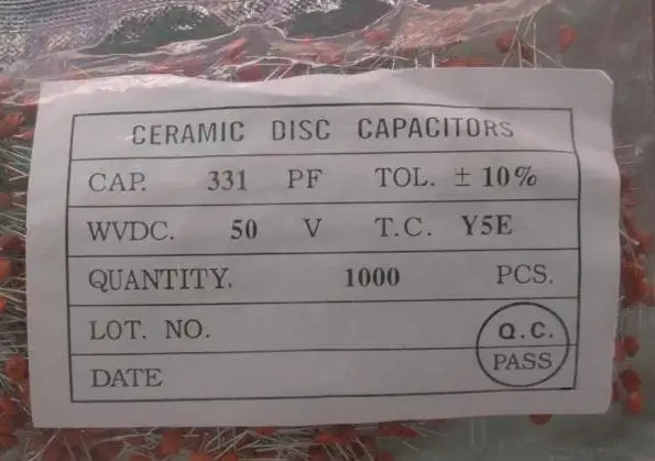 Бесплатная доставка. 1 упаковка 1000 керамических конденсаторов pf 50 v 331 p |