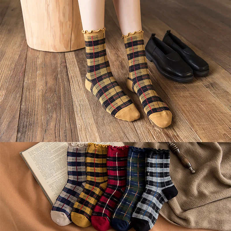 

Japanese Square Check Socks New Autumn and Winter Socks Cotton Socks with Wooden Ears Women Pile Socks