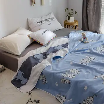 

46 Cute cartoon pet cover blanket for bed soft skin quilted quilt for travel and home ventilation hygiene safe sleeping blanket