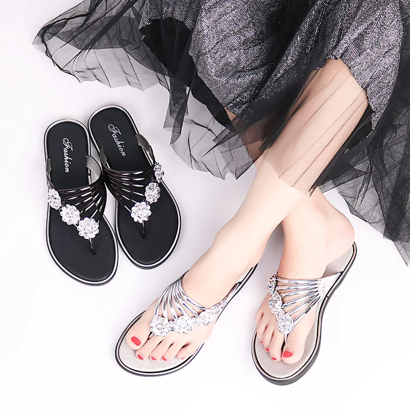 

Summer New Fashion Casual Beach Outdoor Flip Flop Women Rhinestone Woman Slippers Home Sandals Flip Flops Women Flat Shoes