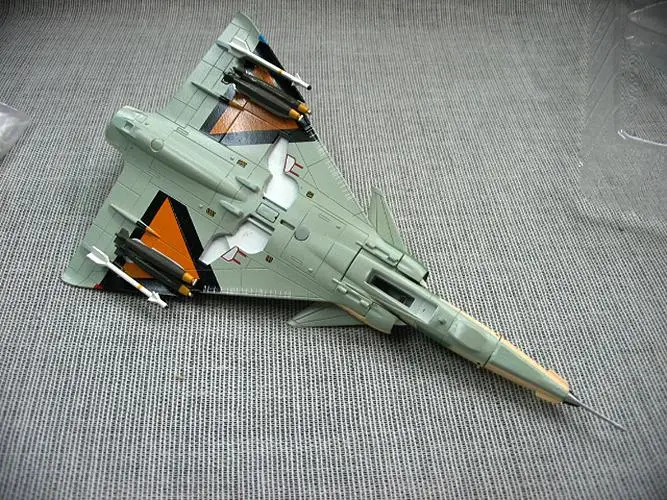 ISREAL Mirage III 1/72 литье под давлением модель самолета Сокол
