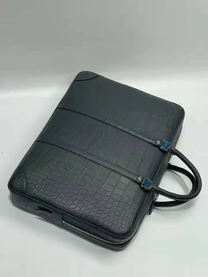 Рисунок 3 - Портфель мужской из натуральной крокодиловой кожи