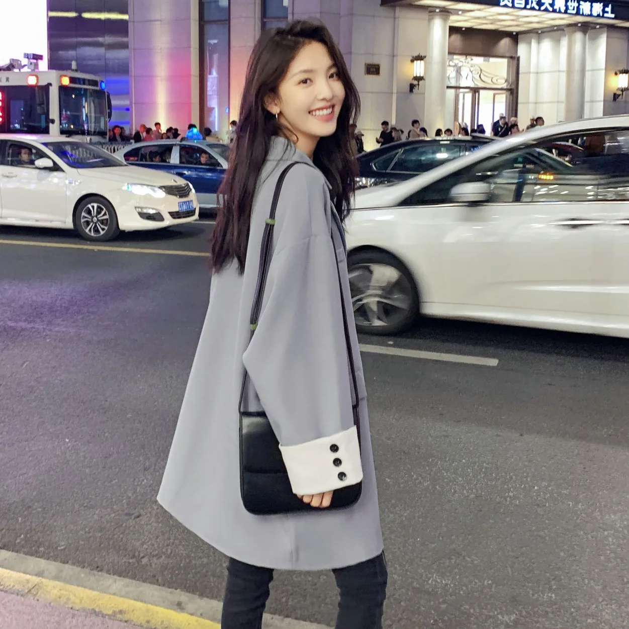 

Photo Shoot Ronon INS Sweet Pink Loose And Plus-sized Single Breasted Small Suit Women's Joint Cuff Middle Long Coat