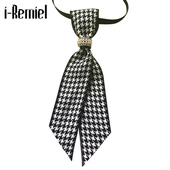 

New British Style Fabric Rhinestone Bow Tie for Men and Women Necktie Trendy Brooch Jewelry Luxulry Clothing Accessories