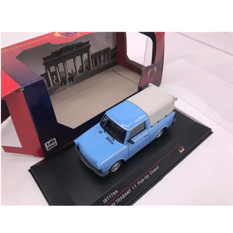 IST 1:43 сплав модель автомобиля 1990 трабант 1,1 металлическая игрушка модель автомобиля коллекция подарок