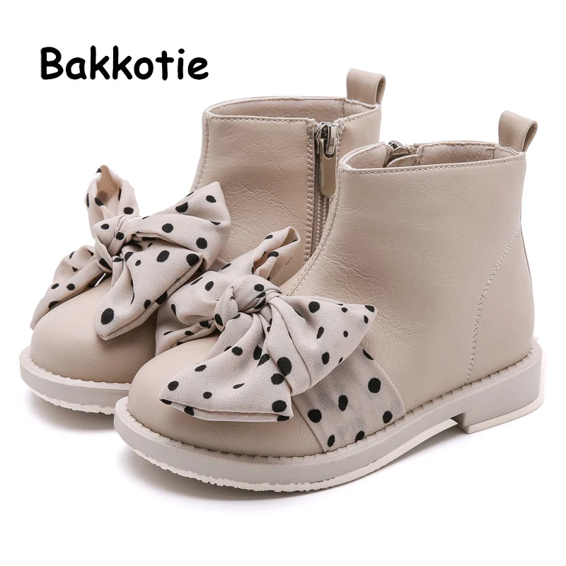 Bakkotie/ г. Новые ботильоны для маленьких девочек зимние детские теплые Нескользящие ботинки с милым узором в горошек и бантом модная обувь на меху для малышей