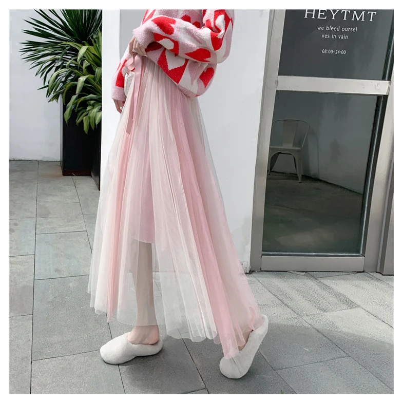 37_611606322206474241