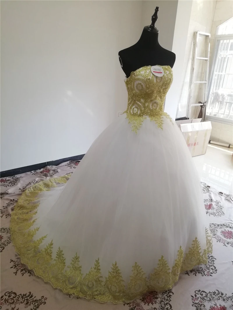 Цвет слоновой кости, синий и красный цвета романтичное Vestido de Novia Винтаж расшитое золотистым кружевом бальное свадебное платье на заказ; Большие размеры свадебное платье