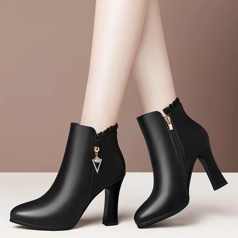 

Gold Lines Rabbit Chunky-Heel Short Boots Women's 2019 Autumn And Winter New Style Martin Boots Thick Bottomed Short Boots WOMEN