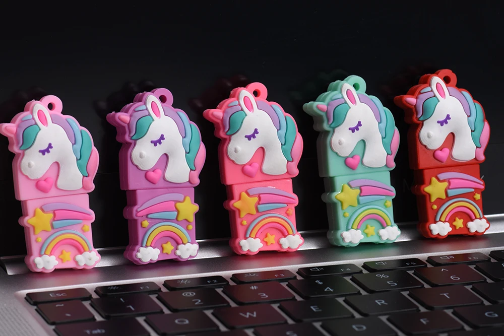 Clé USB Disney : Capacité, Compatible & Personnages