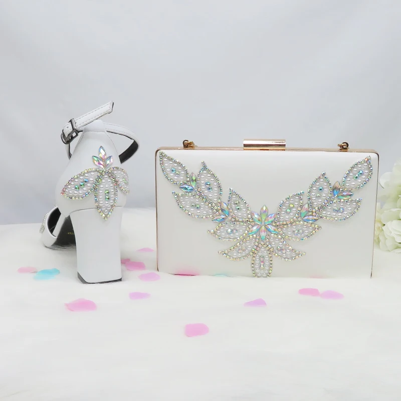 BaoYaFang 화이트 비즈 진주 웨딩 슈즈, 신부 포인티드 토 스퀘어, 두꺼운 하이힐, 파티 드레스 슈즈 및 가방 세트, 발목 스트랩