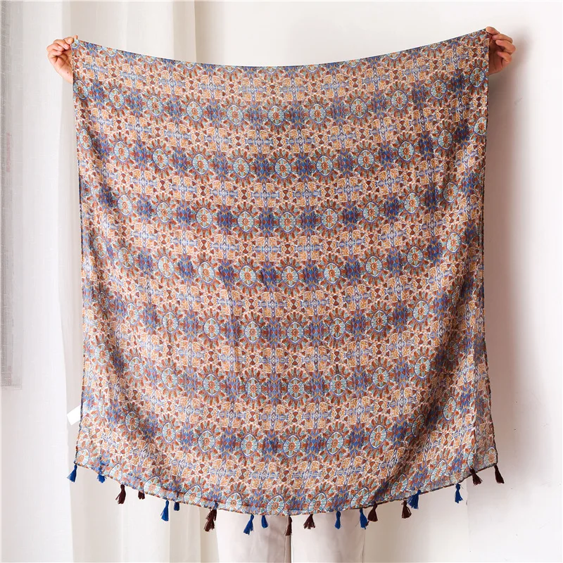 10582425685_906224695