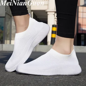 

New Running Shoes for Women Light Soft Sneakers Woman Mesh Sports Shoes Lady Round Toe Sport Running Shoes Slip on Sock Shoe I1