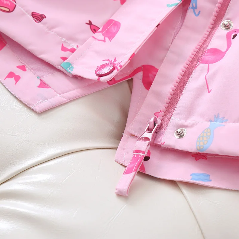 Новая осенне-зимняя детская верхняя одежда с принтом фламинго для маленьких девочек; зимняя одежда с капюшоном; тяжелое пальто для маленьких девочек