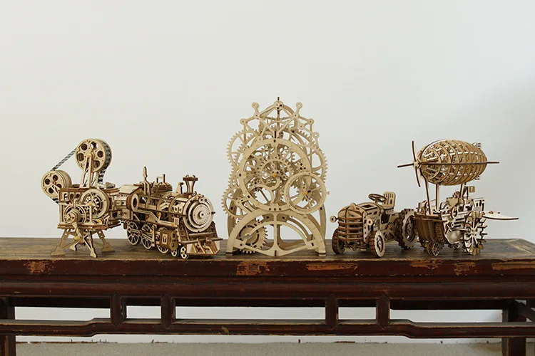 11024787275_1534453301