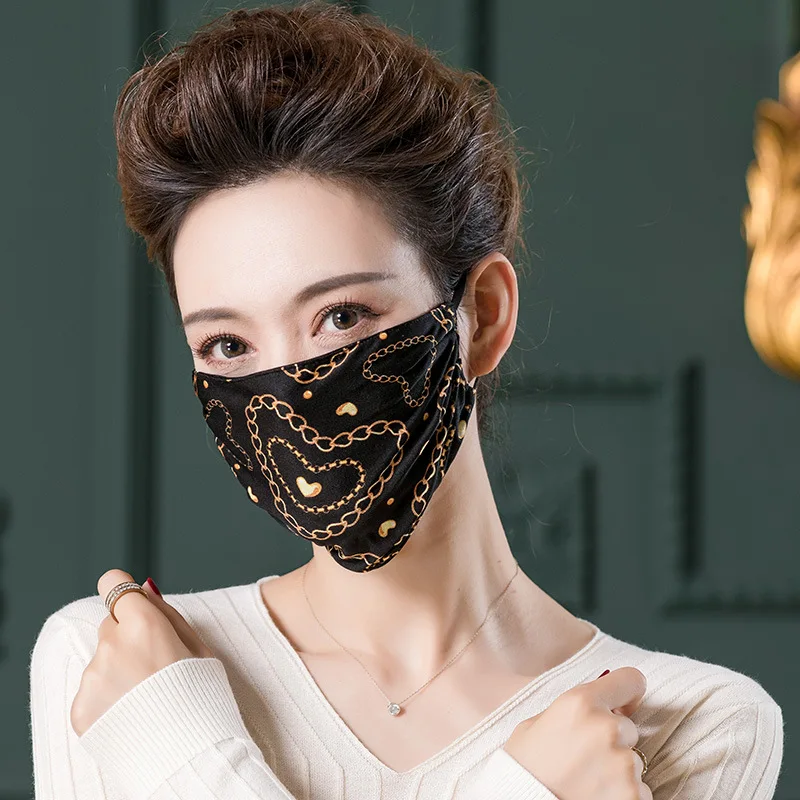 Women\'s Leopard Fashion Print Silk Mask 100% Silk Hanging Ear Mask Dust-proof Skin-friendly Mask Muffle Mouth Mask