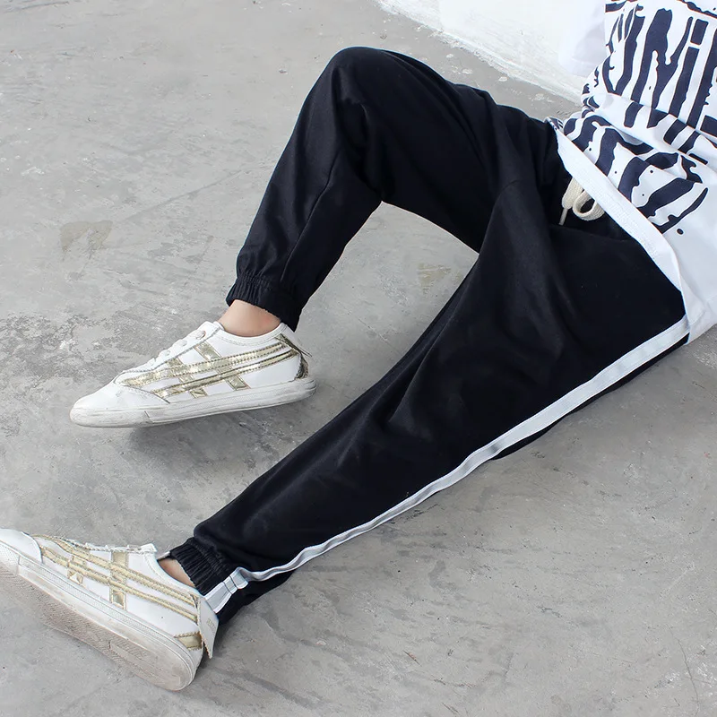 Спортивные штаны для мальчиков; коллекция года; сезон весна; эластичные хлопковые школьные свободные брюки для подростков; повседневные брюки для бега для мальчиков; свободные спортивные штаны