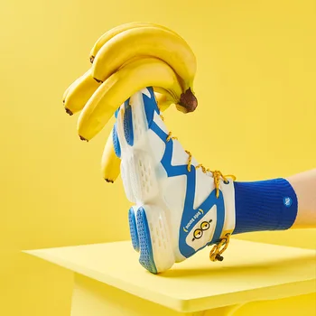 

Xiao Huang Ren co branded with Yuan Hao's sports shoes spring new q-bounce 361 degree trend mid top running shoes