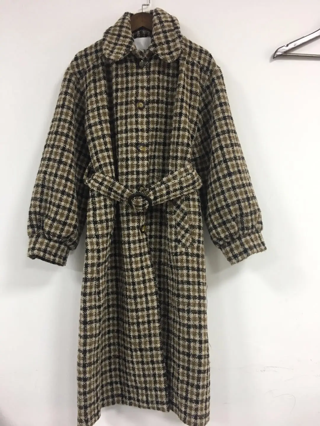 

Women Sweater 2019 Autumn and Winter New Doll Collar Puff Sleeve Tie Jacket Long Coat
