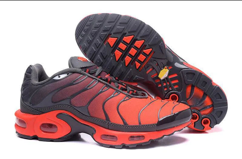 XPAY 2020 New Tn Shoes For Men Tn Plus Sports Shoes Cheap Tn Requin Breathable Mesh Black White Red Designer Trainers Sneakers