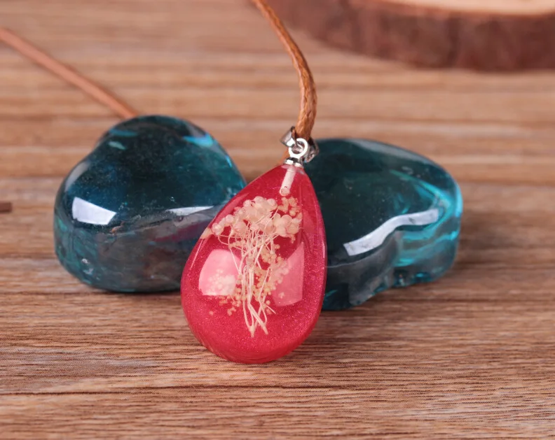 Модное простое прозрачное ожерелье с кулоном в виде сухих цветов в форме капли воды, очаровательное светящееся цветное ювелирное изделие из смолы с кристаллами для женщин - Окраска металла: red
