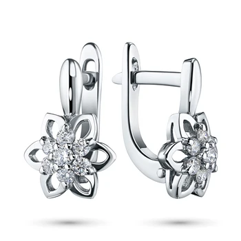 

Earrings in white gold with diamonds