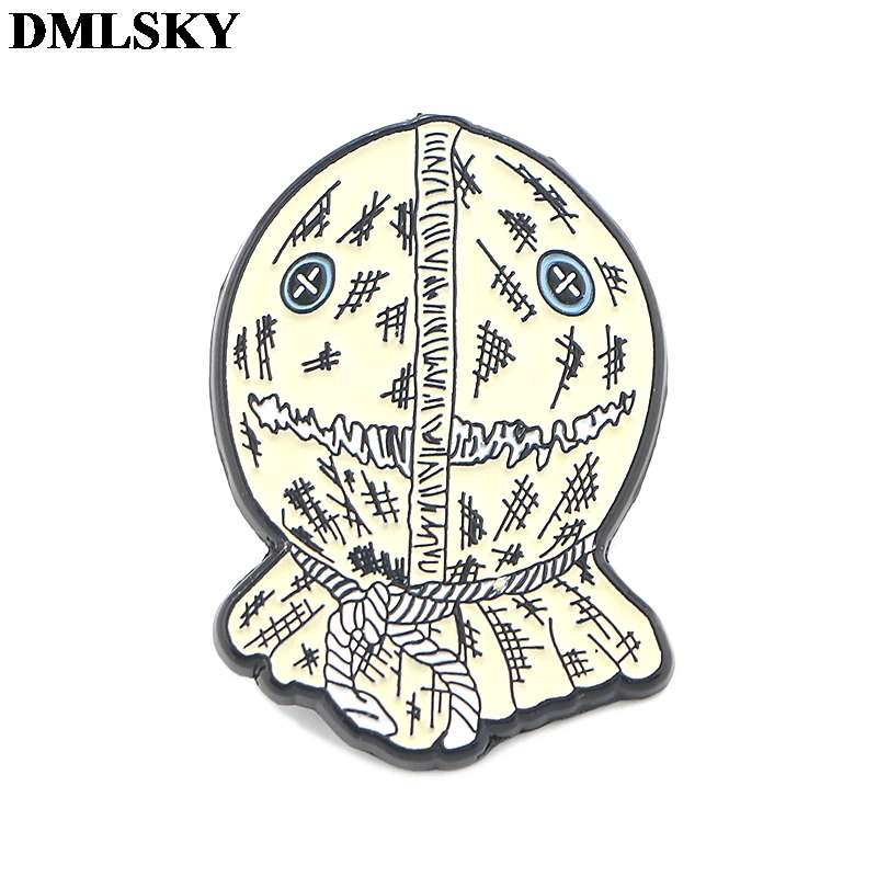 DMLSKY Trick R Treat, металлические эмалированные булавки, броши, модный значок шапка, булавки, ювелирные изделия для одежды, платья, булавки для галстука M4058