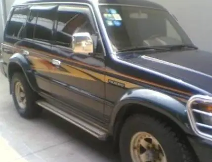 Хромированная дверная ручка v32 V33 для Pajero 2 Черная Дверная панель для montero V31 V43 1989-1999 дверная педаль 6470 6473 2030 - Испускаемый цвет: B
