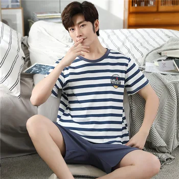 

Stall Men Pajamas Summer Pure Cotton Short Sleeve Thin Cotton Teenager Large Size Homewear Set