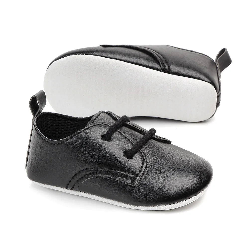 Neugeborenes Baby Schuhe Kleinkind Leder Mokassins Erste Walker Casual Sneaker Weiche Sohle Infant Solide Weiß Schwarz Schuh für Walking