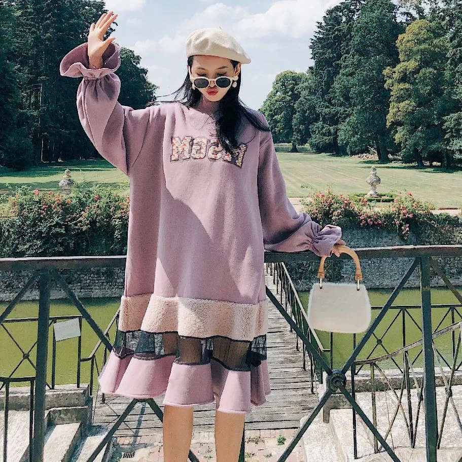 

Photo Shoot CHIC Lettered Joint plus Velvet Hoodie Dress Women's INS Sweet Magenta Puff Sleeve Flounced Dress