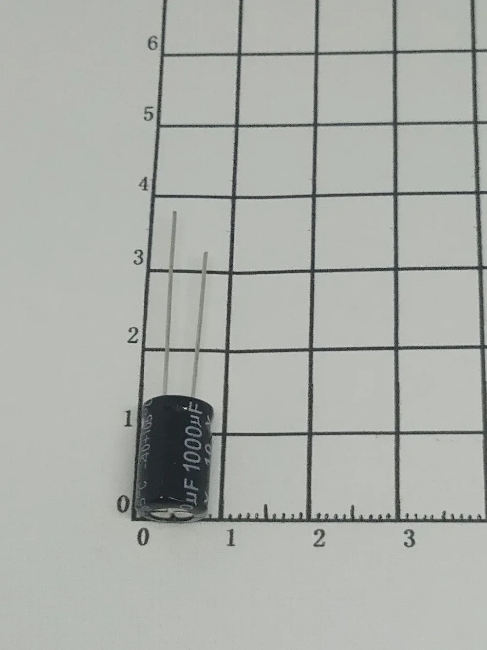 Высокое качество 20 шт./партия 10v 1000 мкФ 8* для девочек от 10 до 12 V 1000 мкФ 8 мм* 12 мм Высокое качество электролитический конденсатор с алюминиевой крышкой, интегральная микросхема IC