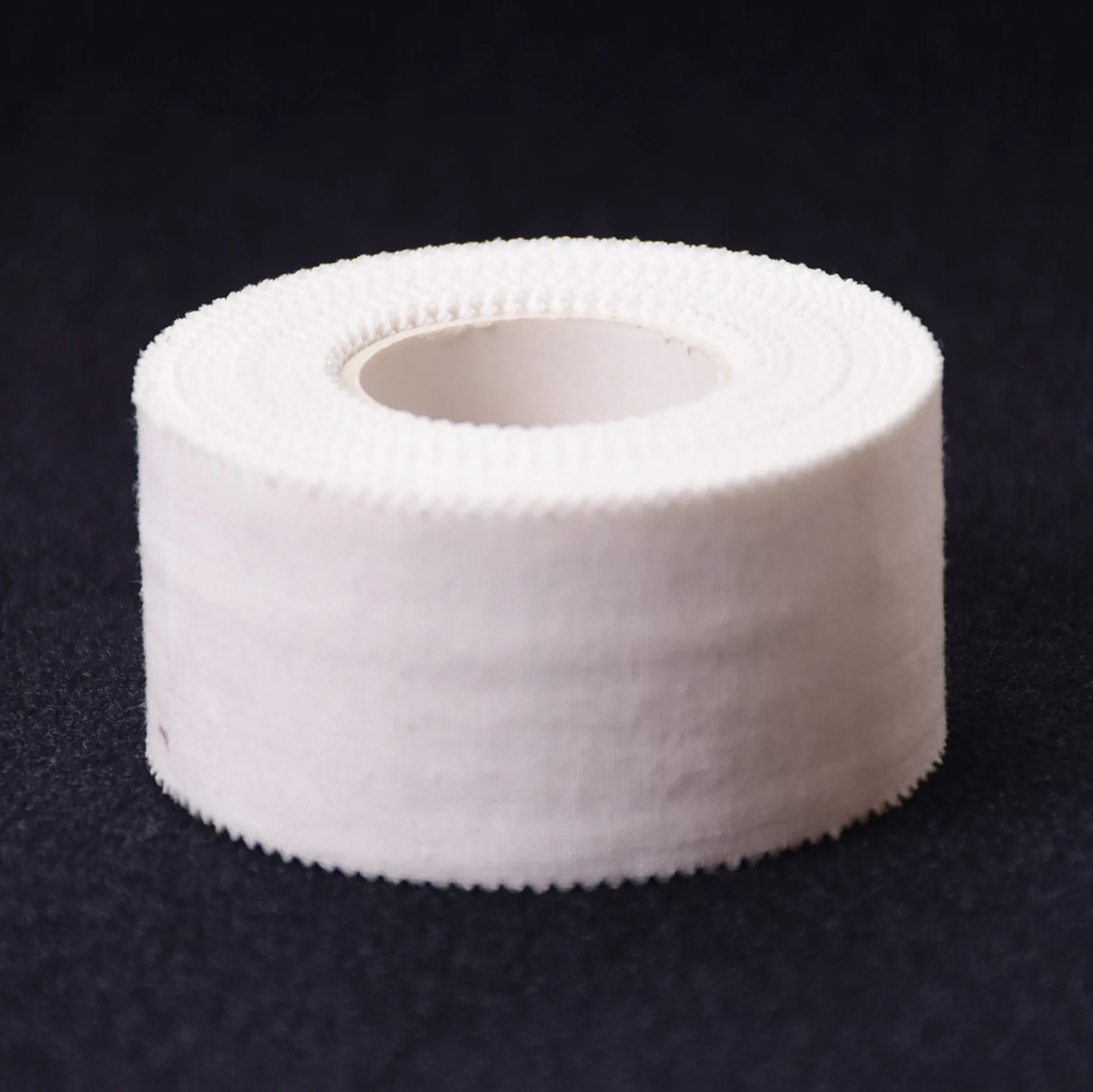 White-3.8cm Кинезиологическая лента эластичный хлопок рулон наклеек спортивная лента при спортивных травмах защита от растяжений пластырь для оказания первой помощи баскетболу - Цвет: White-3.8cm