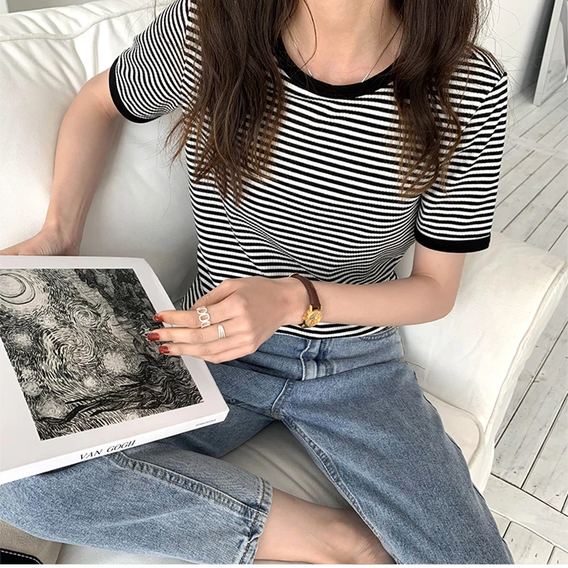 Striped Vintage Short Sleeve T Shirt Women 2022 Summer Korean Fashion T-shir Soft Tops Tshirts Casual O Neck Tee Shirt Female