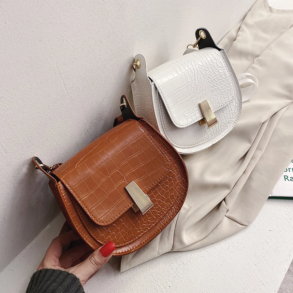 

2020 Spring New Style WOMEN'S Bag Europe And America Fashion Crocodile Pattern Shoulder Inclined Semicircle Bag Saddle Bag