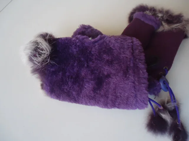 1293966369_2022810686