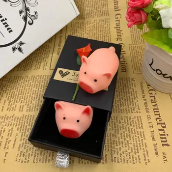 

Funny Kids Baby Squeeze Toys Pig Animal Soft Squeaky Doll with Gift Box Floating Baby Bath Antistress Toy For Children Gift