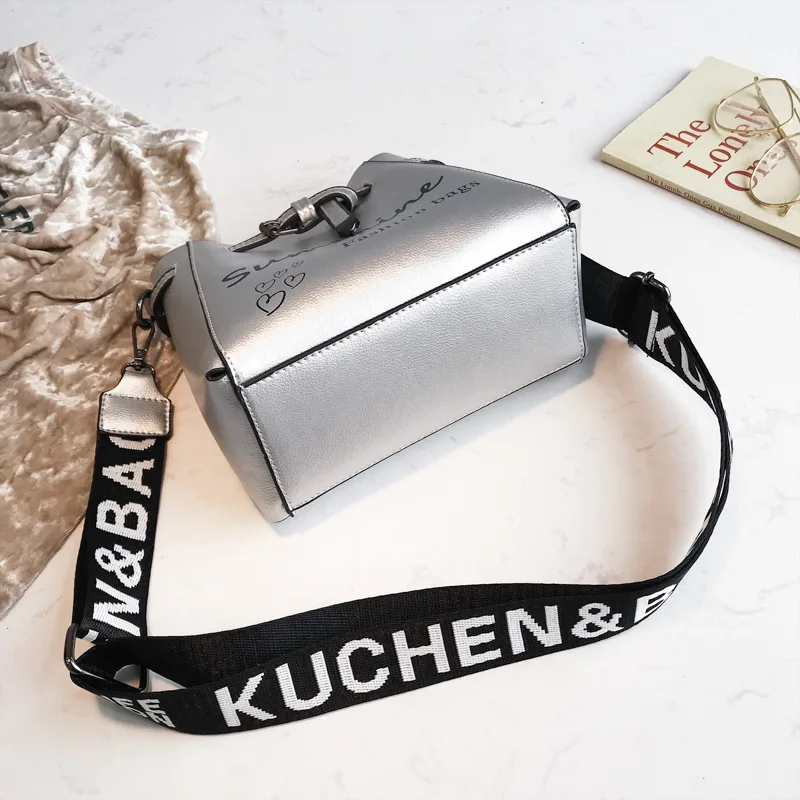 

Printed Letter Shoulder Oblique Bucket Bag Korean-style Fashion Street WOMEN'S Bag