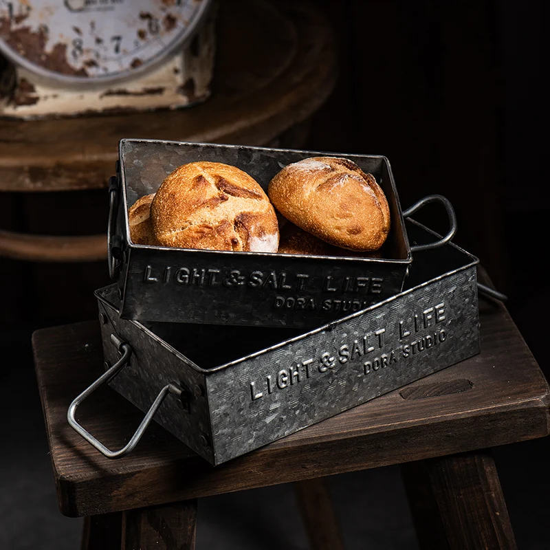 Retro Serving Tray Vintage Metal Storage Trays Breakfast Bread Cake Snack Plate Rectangular Box Iron Pan Photography Props storage tray kitchen tray